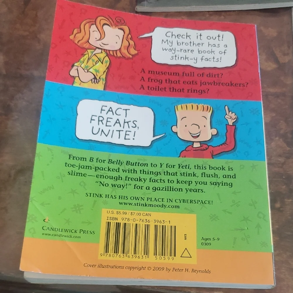 Scholastic Bad Kitty Gets a Bath - White, Black, Pink, Blue
